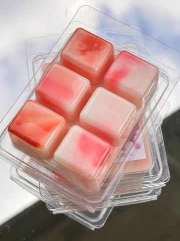 Image of Strawberry Crunch Cake wax melts